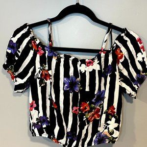 Floral Crop Top Short Sleeve Black + White Stripe Off the Shoulder size Medium